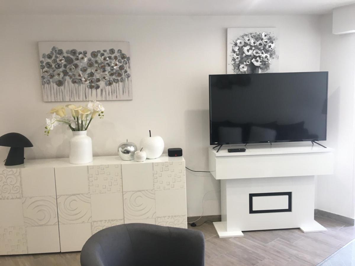 Loft Ravissant Avec Piscine Leilighet Cagnes-sur-Mer Eksteriør bilde